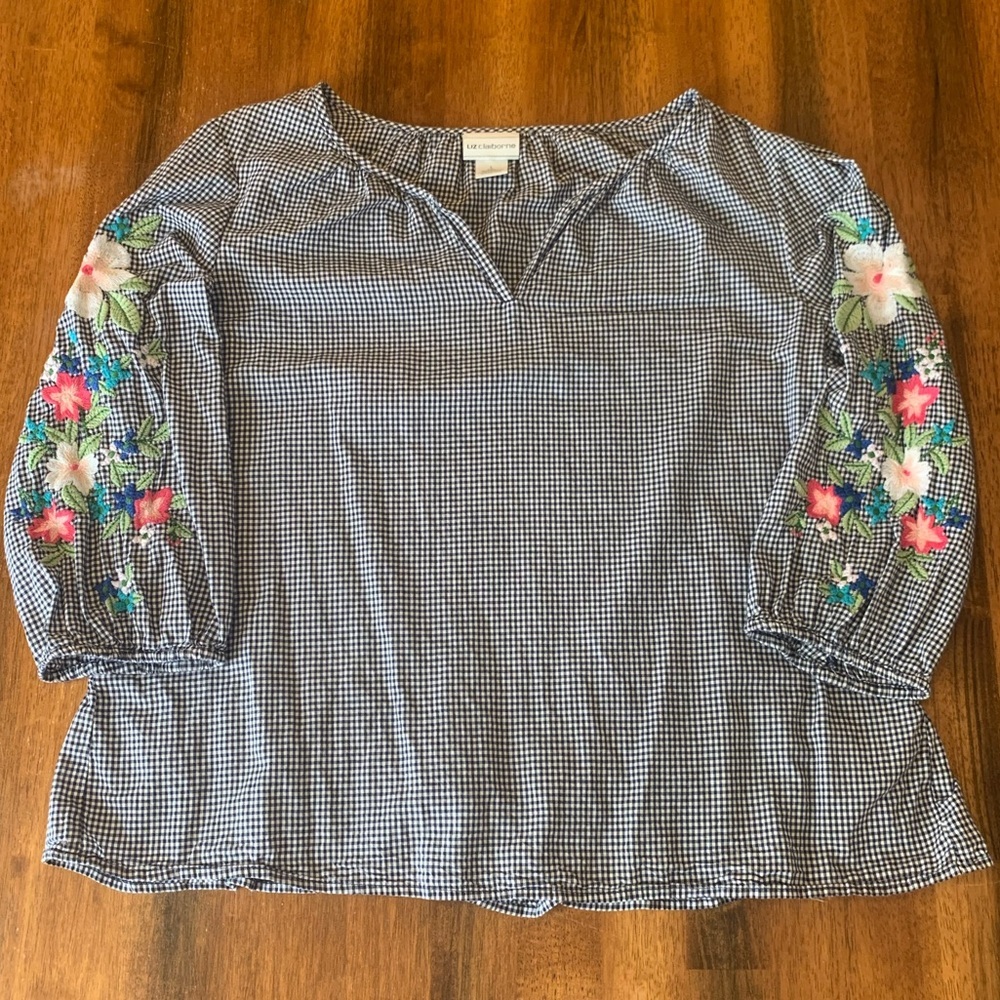 Liz Claiborne Blouse Large Blue White Checkered Gingham Embroidered Floral